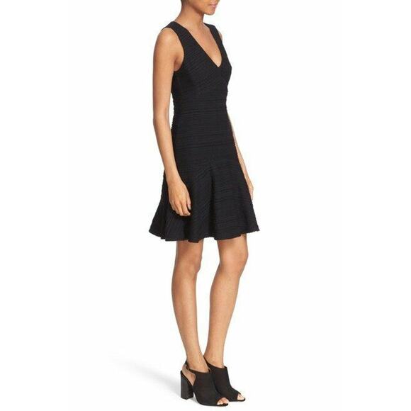 $395 Rebecca Taylor Vneck Fit & Flare Flounce Hem Little Black Dress 2 NEW - Picture 3 of 16